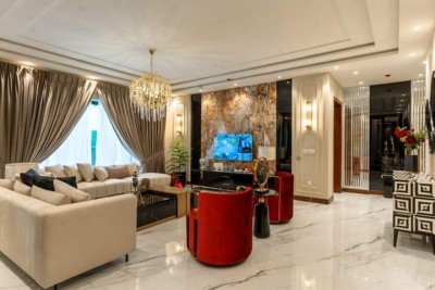 1-Kanal Brandnew Most Stylish Home