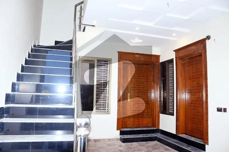 5 Marla Dream House For Sale In Royal Garden Burewala-3